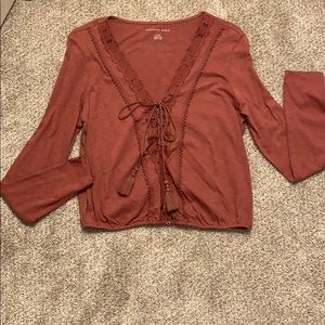 NWOT American Eagle Cropped Shirt